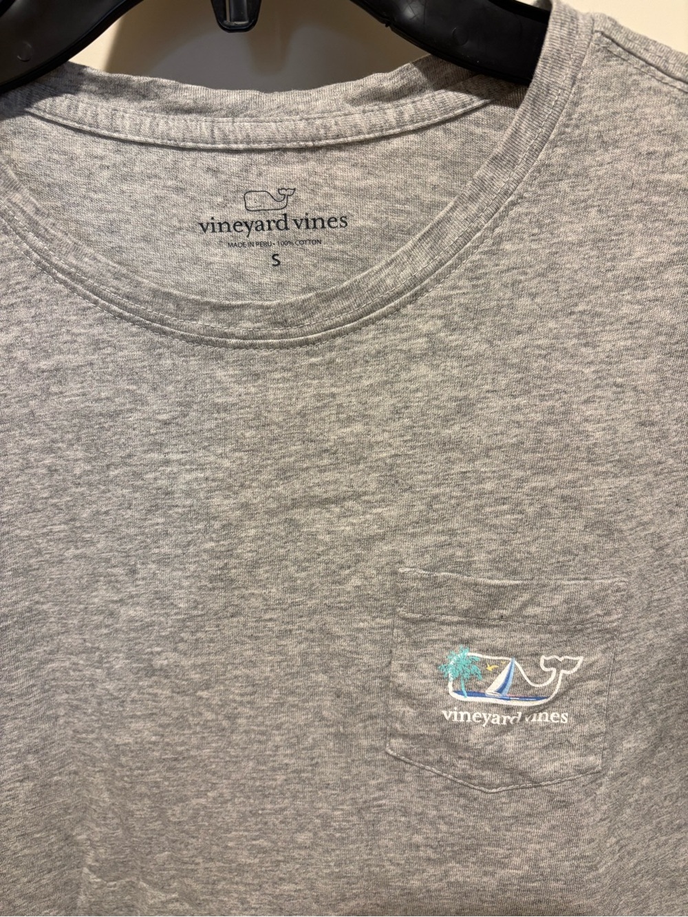 Vineyard Vines Light Heather Gray Short Sleeve Pocket Tee - Picture 3 of 3